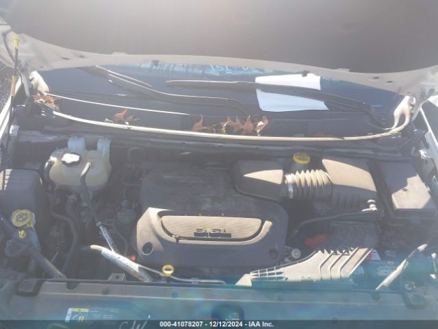 Photo 9 VIN: 2C4RC1FG2KR610208 - CHRYSLER PACIFICA 