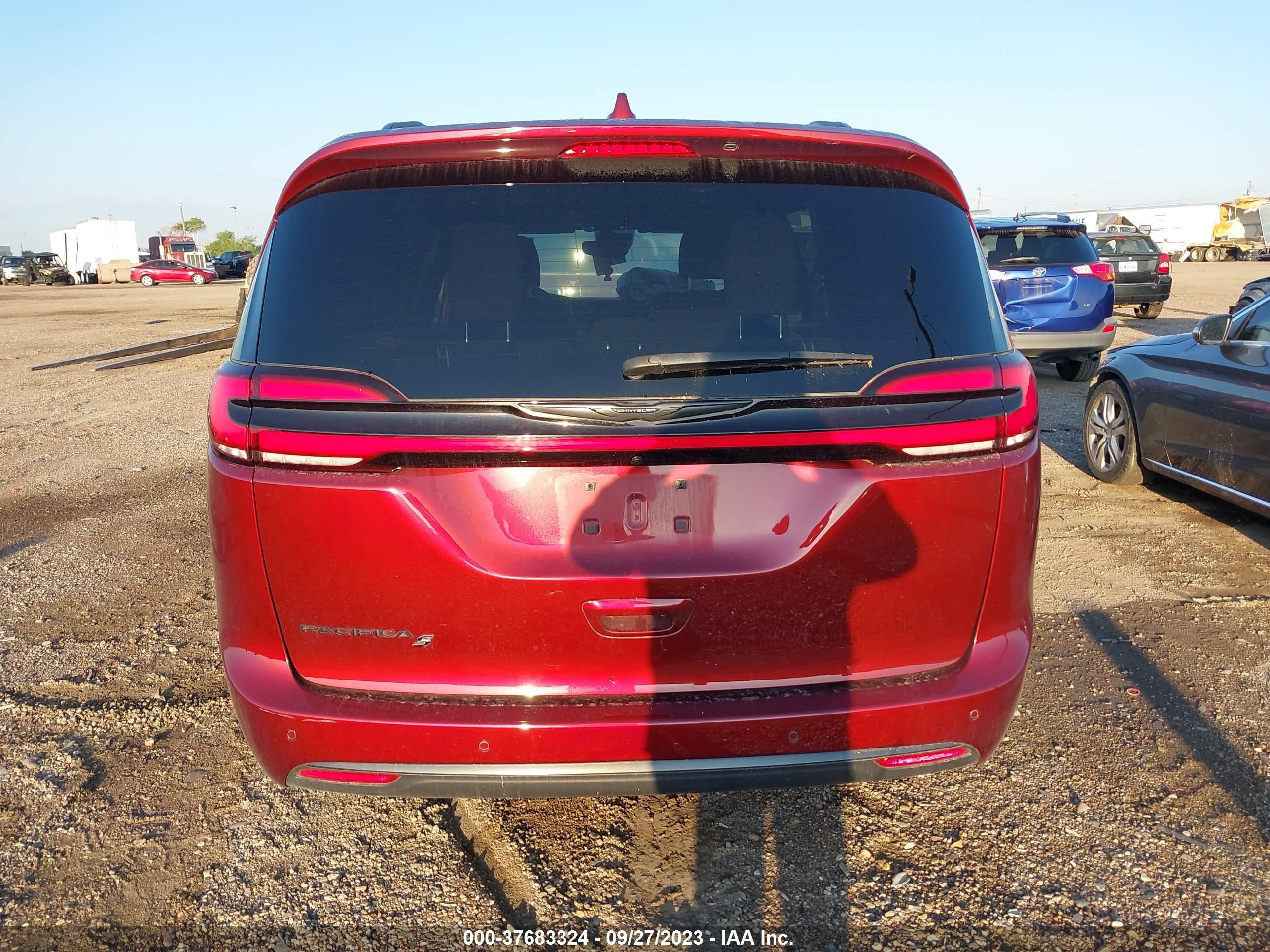 Photo 15 VIN: 2C4RC1FG2MR592389 - CHRYSLER PACIFICA 