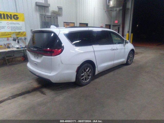 Photo 3 VIN: 2C4RC1FG2NR157986 - CHRYSLER PACIFICA 