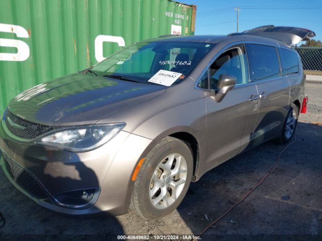 Photo 1 VIN: 2C4RC1FG3JR111741 - CHRYSLER PACIFICA 