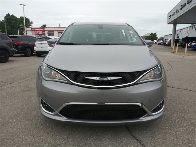 Photo 1 VIN: 2C4RC1FG4JR117208 - CHRYSLER PACIFICA 