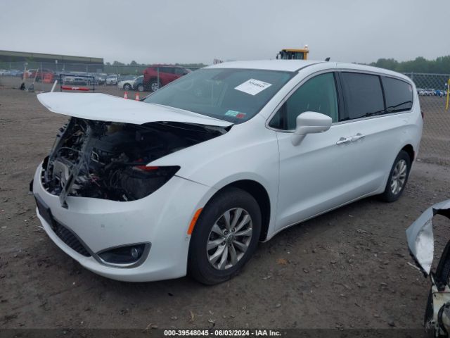 Photo 1 VIN: 2C4RC1FG4KR597221 - CHRYSLER PACIFICA 