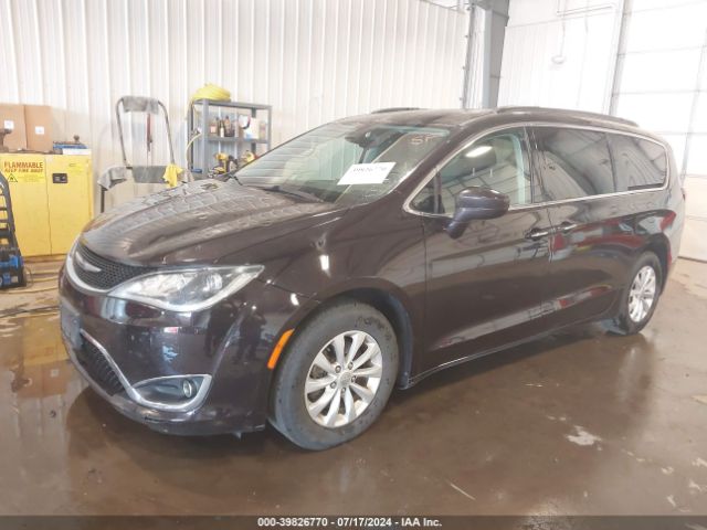 Photo 1 VIN: 2C4RC1FG5JR123745 - CHRYSLER PACIFICA 