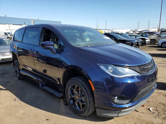 Photo 3 VIN: 2C4RC1FG5KR741262 - CHRYSLER PACIFICA 