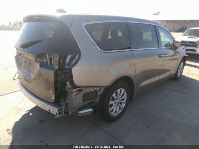 Photo 3 VIN: 2C4RC1FG6JR103276 - CHRYSLER PACIFICA 