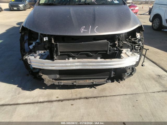 Photo 5 VIN: 2C4RC1FG6JR103276 - CHRYSLER PACIFICA 