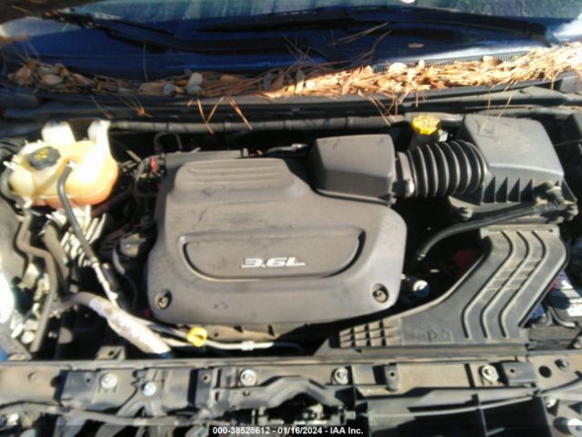 Photo 9 VIN: 2C4RC1FG6JR103276 - CHRYSLER PACIFICA 