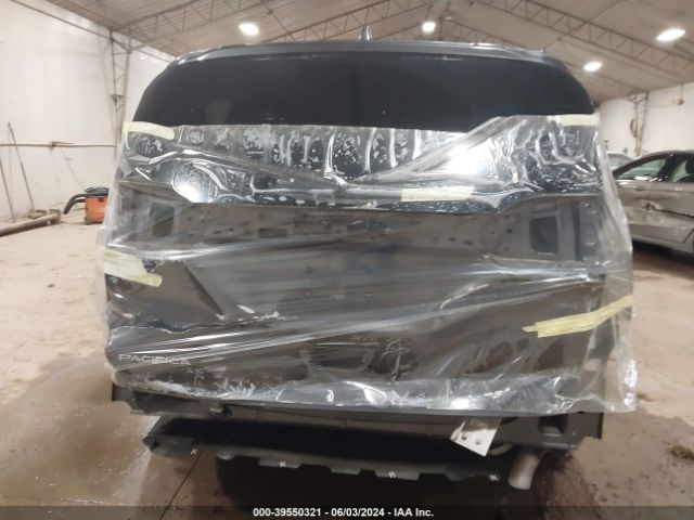 Photo 5 VIN: 2C4RC1FG6KR652865 - CHRYSLER PACIFICA 