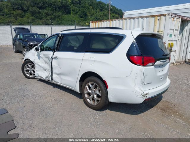 Photo 2 VIN: 2C4RC1FG75R294996 - CHRYSLER PACIFICA 