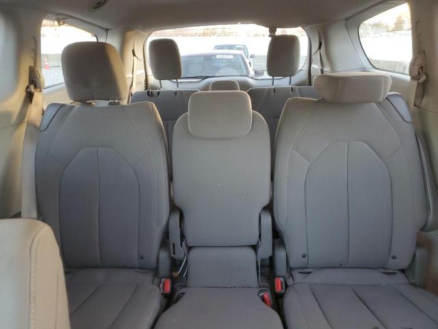 Photo 9 VIN: 2C4RC1FG7JR102928 - CHRYSLER PACIFICA 