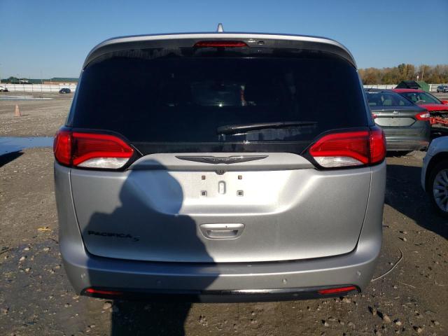 Photo 5 VIN: 2C4RC1FG7JR333554 - CHRYSLER PACIFICA 