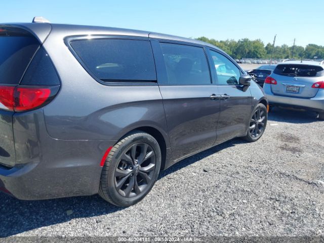 Photo 3 VIN: 2C4RC1FG7LR258678 - CHRYSLER PACIFICA 