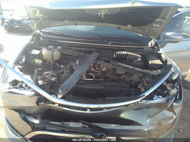 Photo 9 VIN: 2C4RC1FG9JR117396 - CHRYSLER PACIFICA 