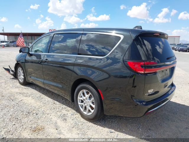 Photo 2 VIN: 2C4RC1FG9PR588232 - CHRYSLER PACIFICA 