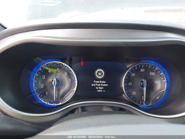 Photo 6 VIN: 2C4RC1FG9PR588232 - CHRYSLER PACIFICA 