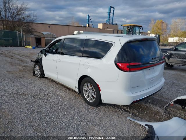 Photo 2 VIN: 2C4RC1FG9RR115580 - CHRYSLER PACIFICA 