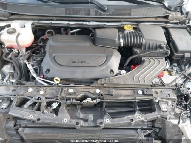 Photo 9 VIN: 2C4RC1FG9RR115580 - CHRYSLER PACIFICA 