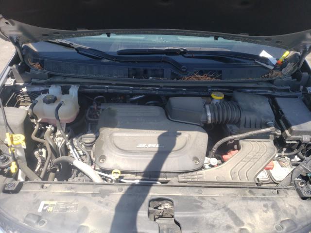 Photo 6 VIN: 2C4RC1FGXJR116239 - CHRYSLER PACIFICA 