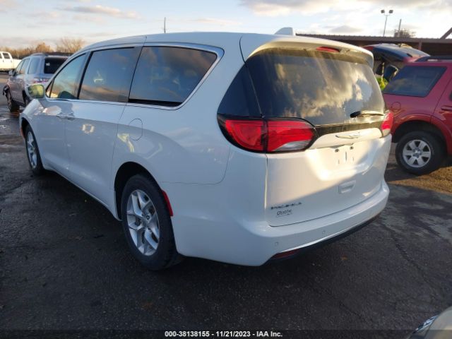 Photo 2 VIN: 2C4RC1FGXJR123613 - CHRYSLER PACIFICA 