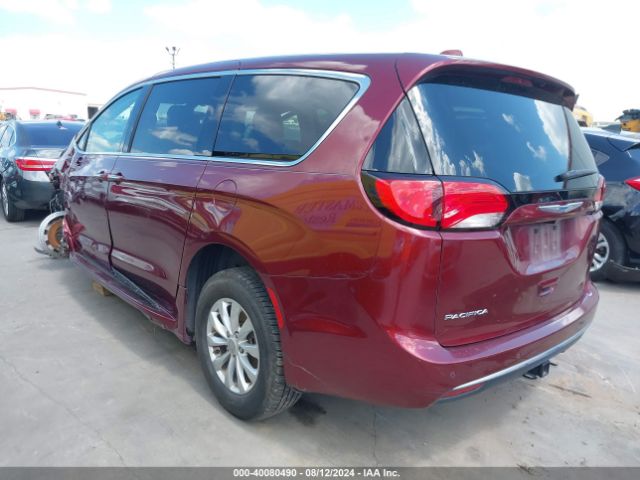 Photo 2 VIN: 2C4RC1FGXJR280235 - CHRYSLER PACIFICA 