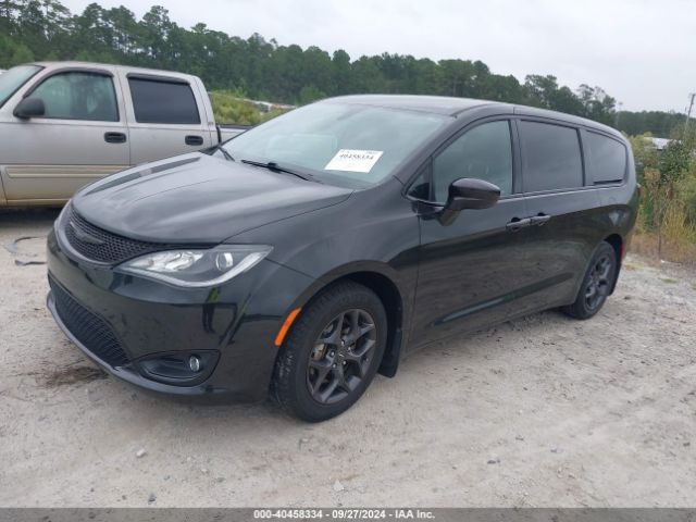 Photo 1 VIN: 2C4RC1FGXJR287556 - CHRYSLER PACIFICA 