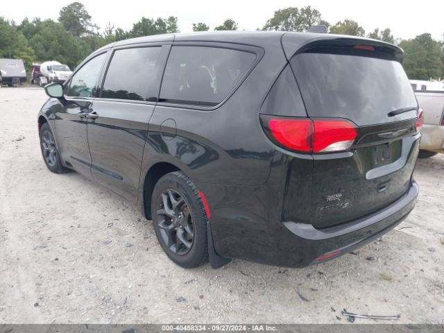 Photo 2 VIN: 2C4RC1FGXJR287556 - CHRYSLER PACIFICA 