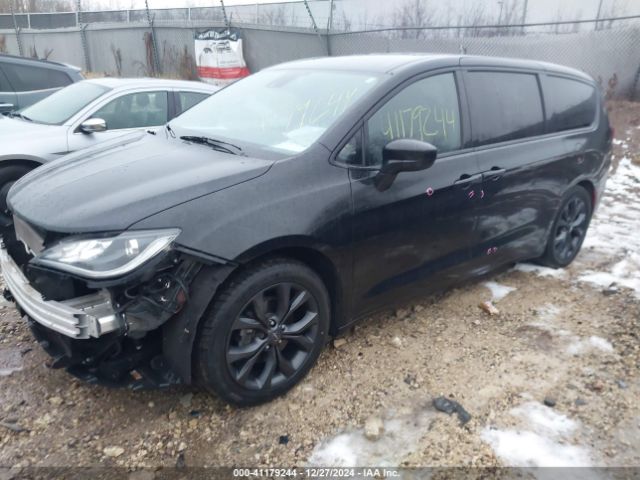 Photo 1 VIN: 2C4RC1FGXKR666798 - CHRYSLER PACIFICA 