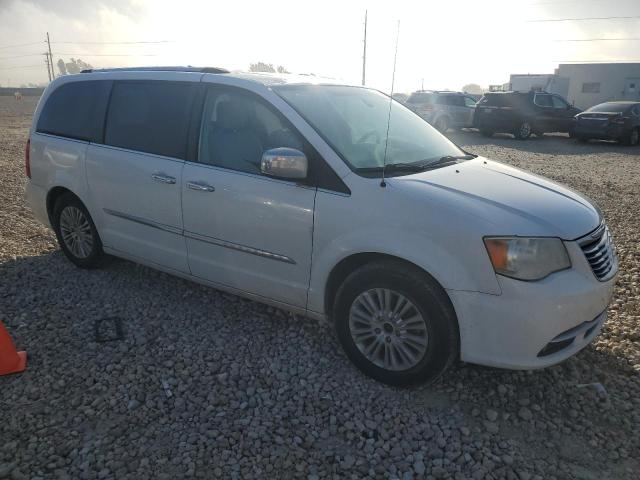 Photo 3 VIN: 2C4RC1GG0CR140566 - CHRYSLER TOWN & COU 