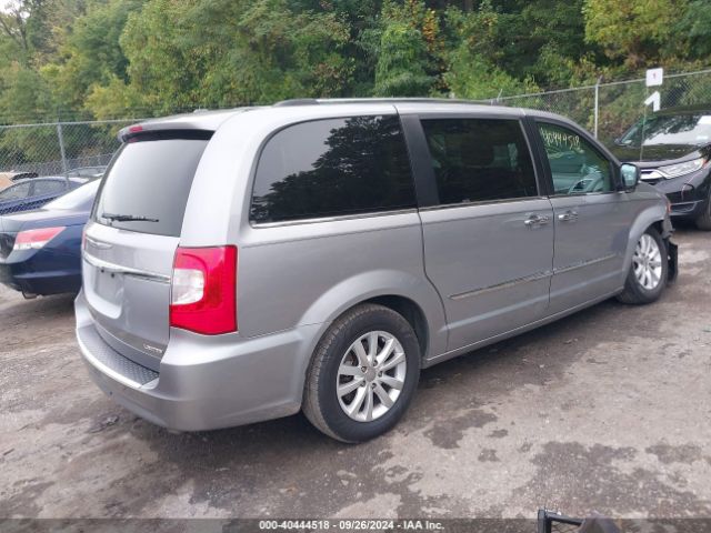 Photo 3 VIN: 2C4RC1GG0FR726849 - CHRYSLER TOWN AND COUNTRY 