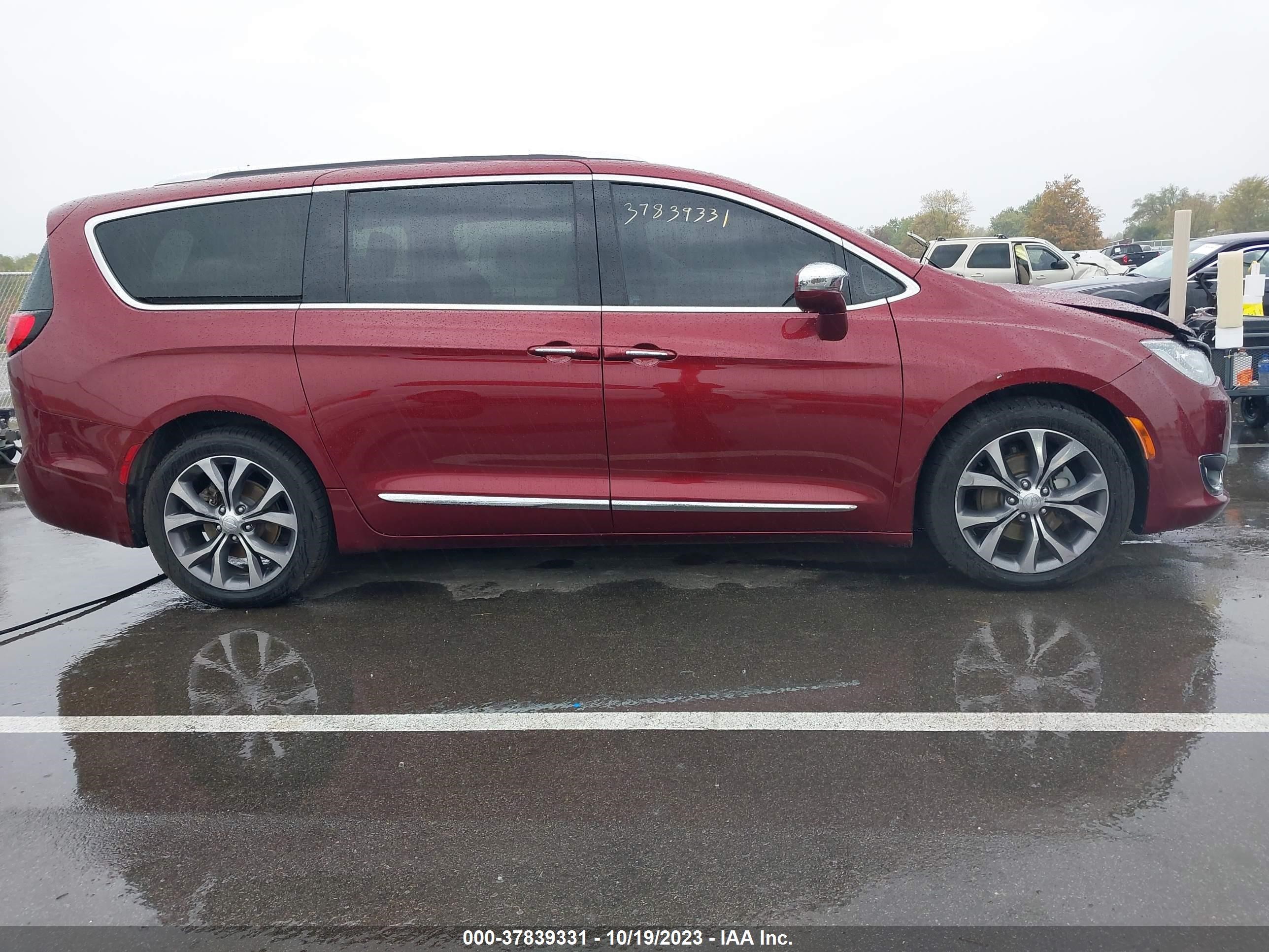 Photo 13 VIN: 2C4RC1GG0HR527822 - CHRYSLER PACIFICA 