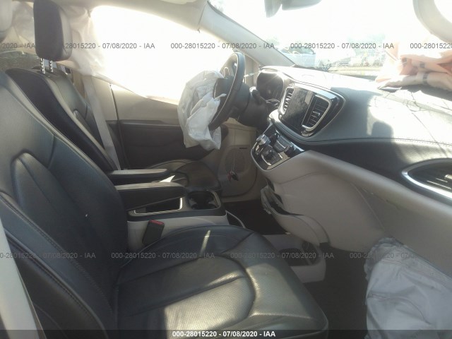 Photo 4 VIN: 2C4RC1GG0JR252040 - CHRYSLER PACIFICA 