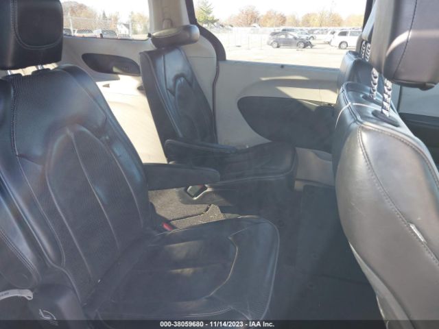 Photo 7 VIN: 2C4RC1GG0JR274054 - CHRYSLER PACIFICA 