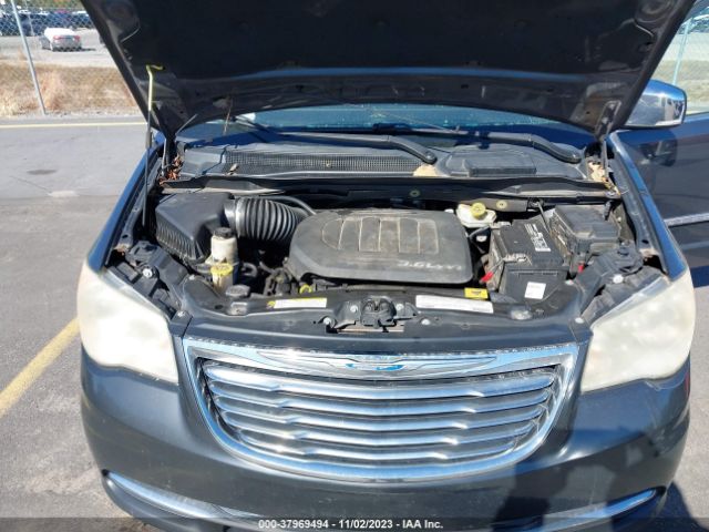 Photo 9 VIN: 2C4RC1GG2CR221844 - CHRYSLER TOWN & COUNTRY 