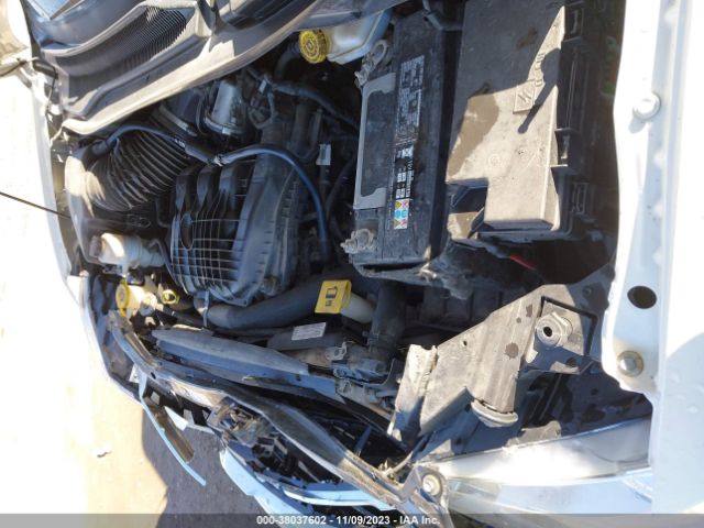 Photo 9 VIN: 2C4RC1GG2DR630945 - CHRYSLER TOWN & COUNTRY 