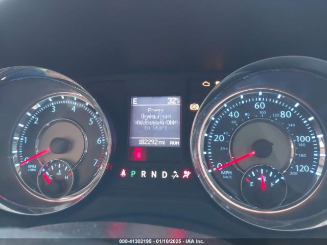 Photo 6 VIN: 2C4RC1GG2FR731261 - CHRYSLER TOWN AND COUNTRY 