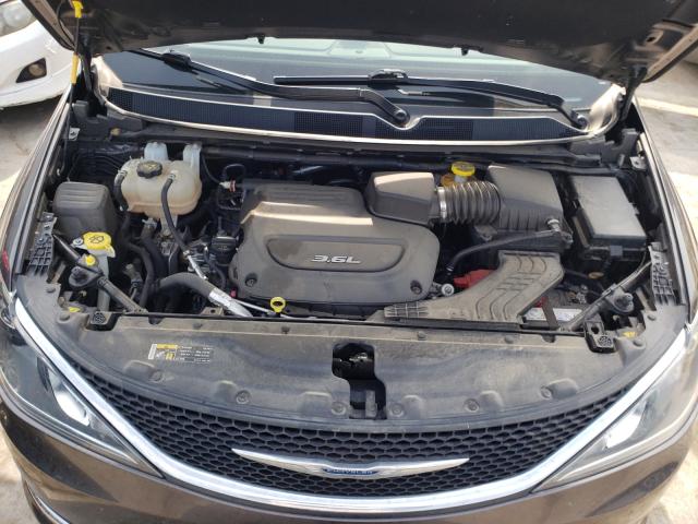 Photo 6 VIN: 2C4RC1GG2HR504302 - CHRYSLER PACIFICA L 