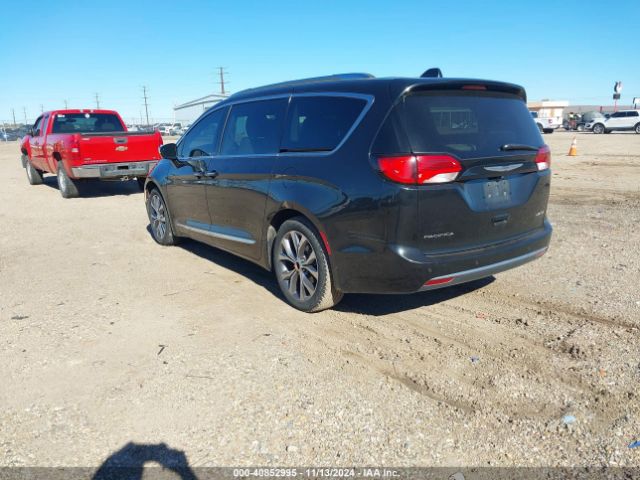 Photo 2 VIN: 2C4RC1GG2HR683618 - CHRYSLER PACIFICA 