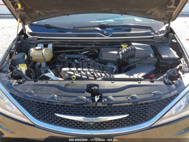 Photo 9 VIN: 2C4RC1GG2HR683618 - CHRYSLER PACIFICA 