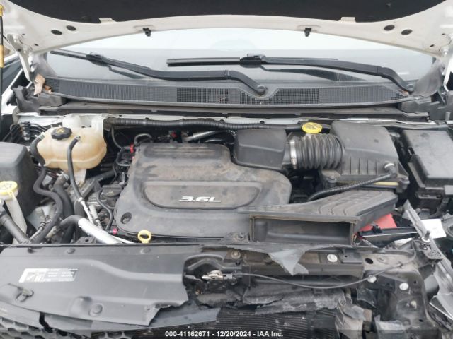 Photo 9 VIN: 2C4RC1GG2HR704936 - CHRYSLER PACIFICA 