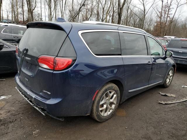 Photo 2 VIN: 2C4RC1GG2JR233165 - CHRYSLER PACIFICA 