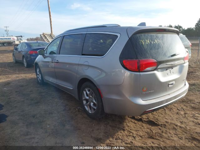 Photo 2 VIN: 2C4RC1GG2JR233201 - CHRYSLER PACIFICA 