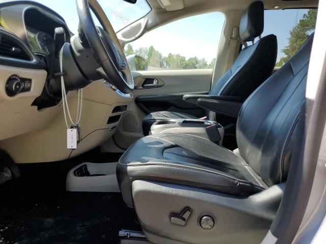 Photo 6 VIN: 2C4RC1GG2JR268952 - CHRYSLER PACIFICA 