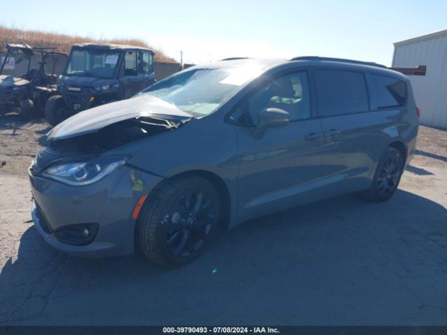 Photo 1 VIN: 2C4RC1GG2LR137278 - CHRYSLER PACIFICA 