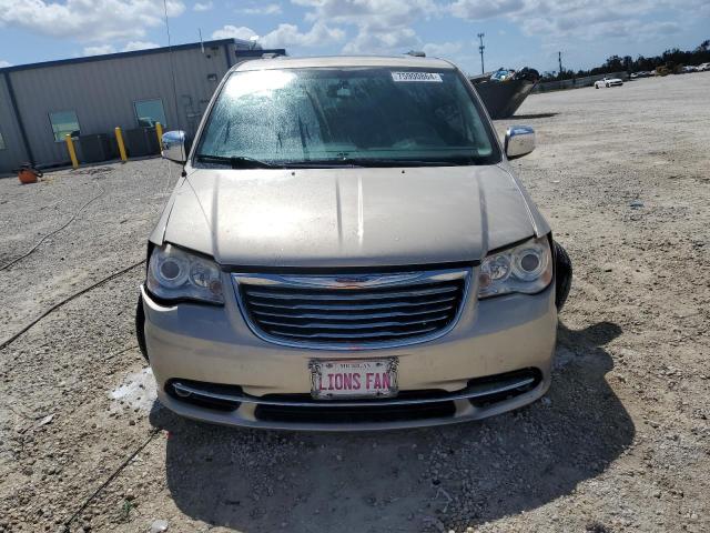 Photo 4 VIN: 2C4RC1GG3DR695772 - CHRYSLER TOWN & COU 