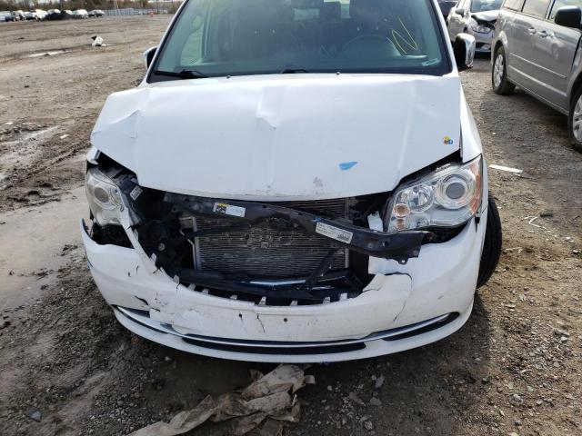 Photo 8 VIN: 2C4RC1GG3FR710760 - CHRYSLER TOWN &AMP COU 