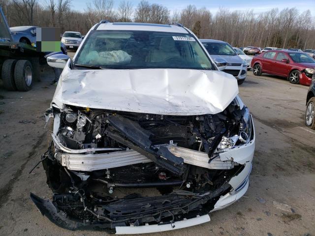 Photo 8 VIN: 2C4RC1GG3HR523408 - CHRYSLER PACIFICA L 