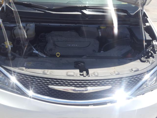 Photo 6 VIN: 2C4RC1GG3JR104464 - CHRYSLER PACIFICA L 