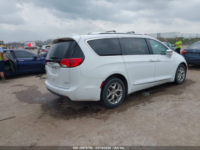 Photo 3 VIN: 2C4RC1GG3JR172294 - CHRYSLER PACIFICA 