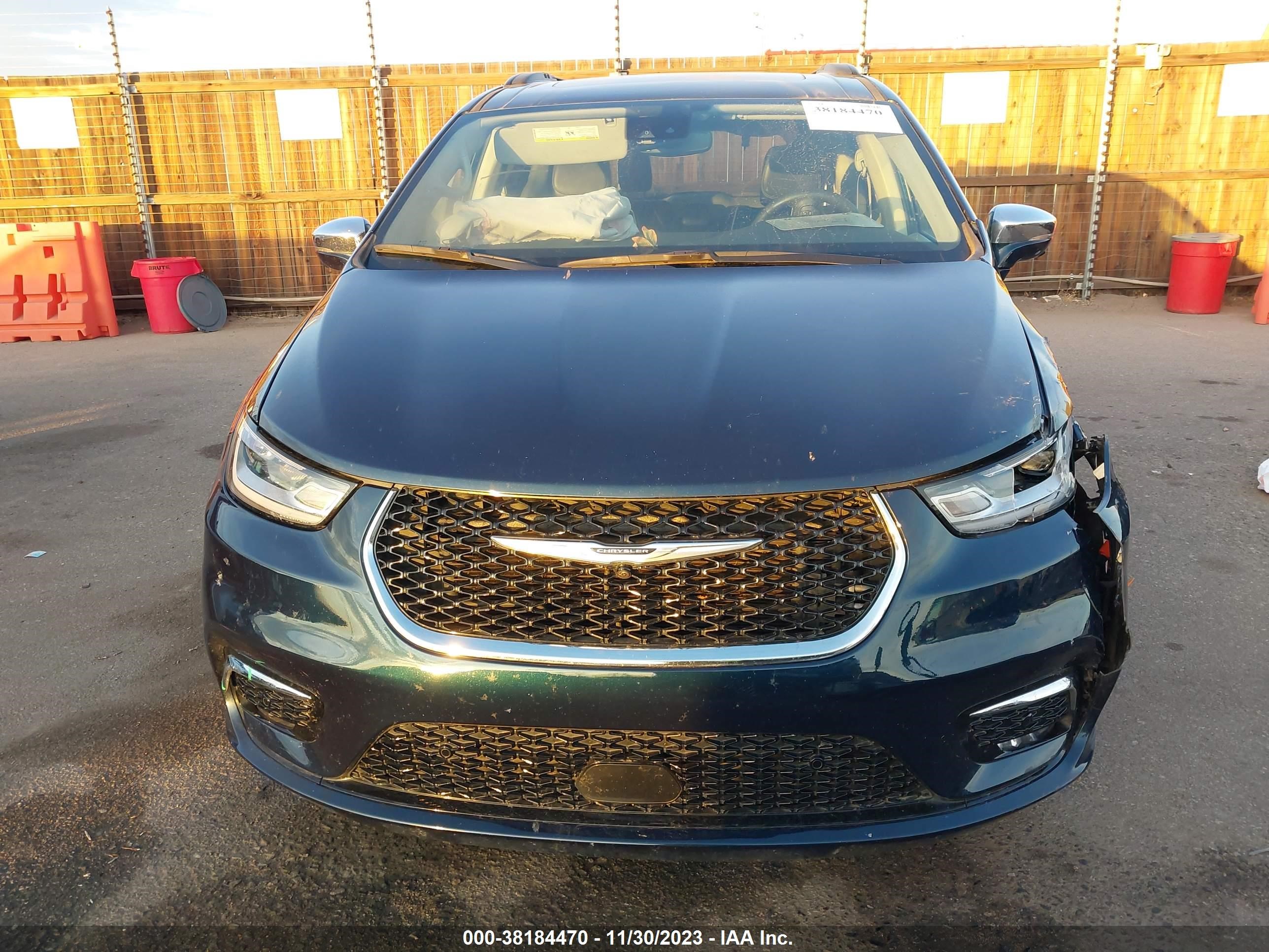 Photo 11 VIN: 2C4RC1GG3NR124767 - CHRYSLER PACIFICA 