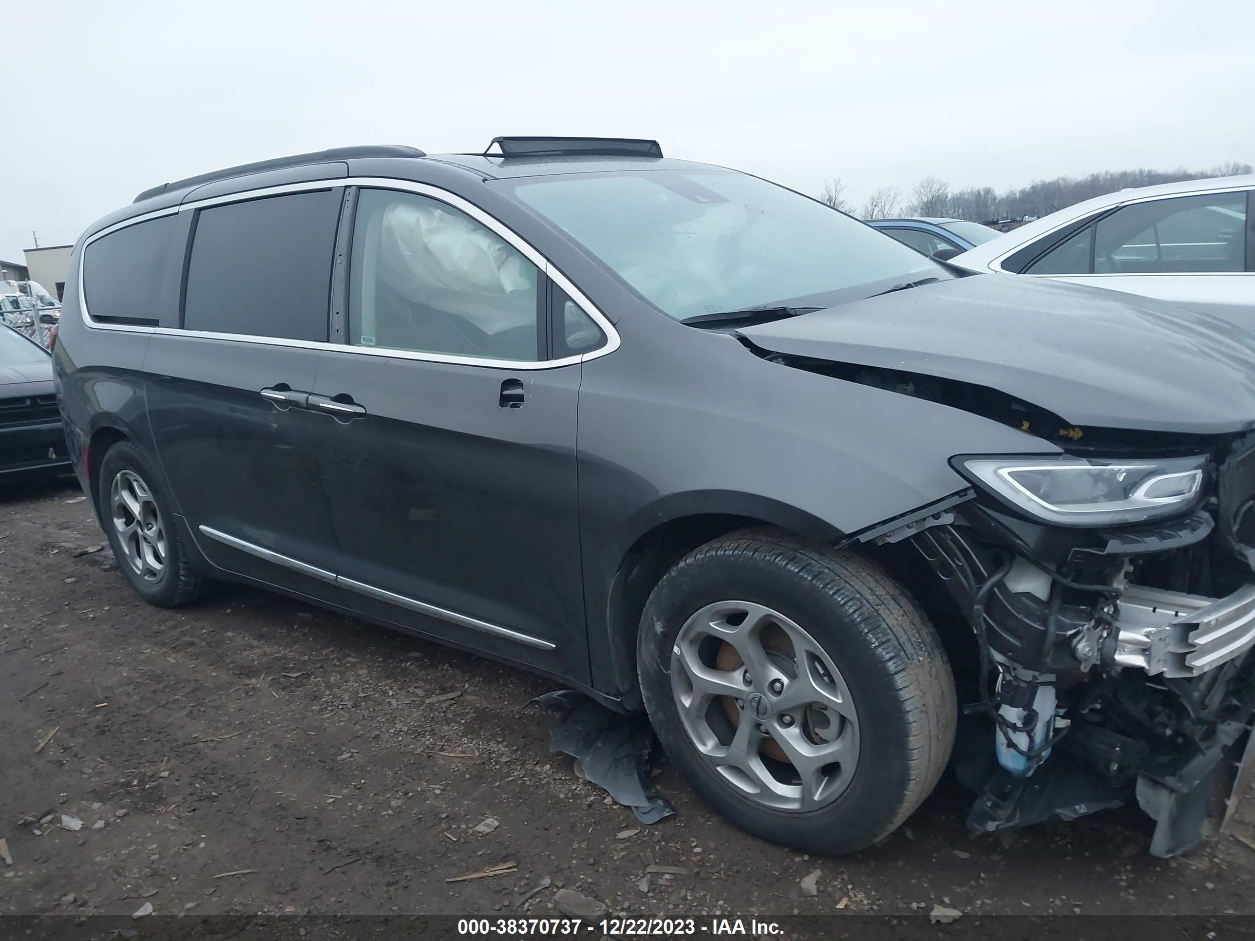 Photo 12 VIN: 2C4RC1GG3PR530390 - CHRYSLER PACIFICA 